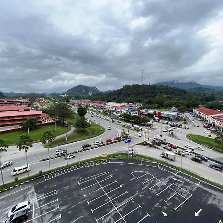 Adeen'S Suria Suite, Hotel Mutiara Gua Musang غُوا موسانغ المظهر الخارجي الصورة